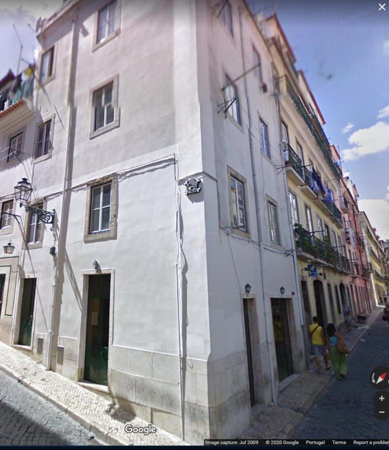 32 2 - Heart Of Lisbon Private Apartment, Bairro Alto Exterior photo